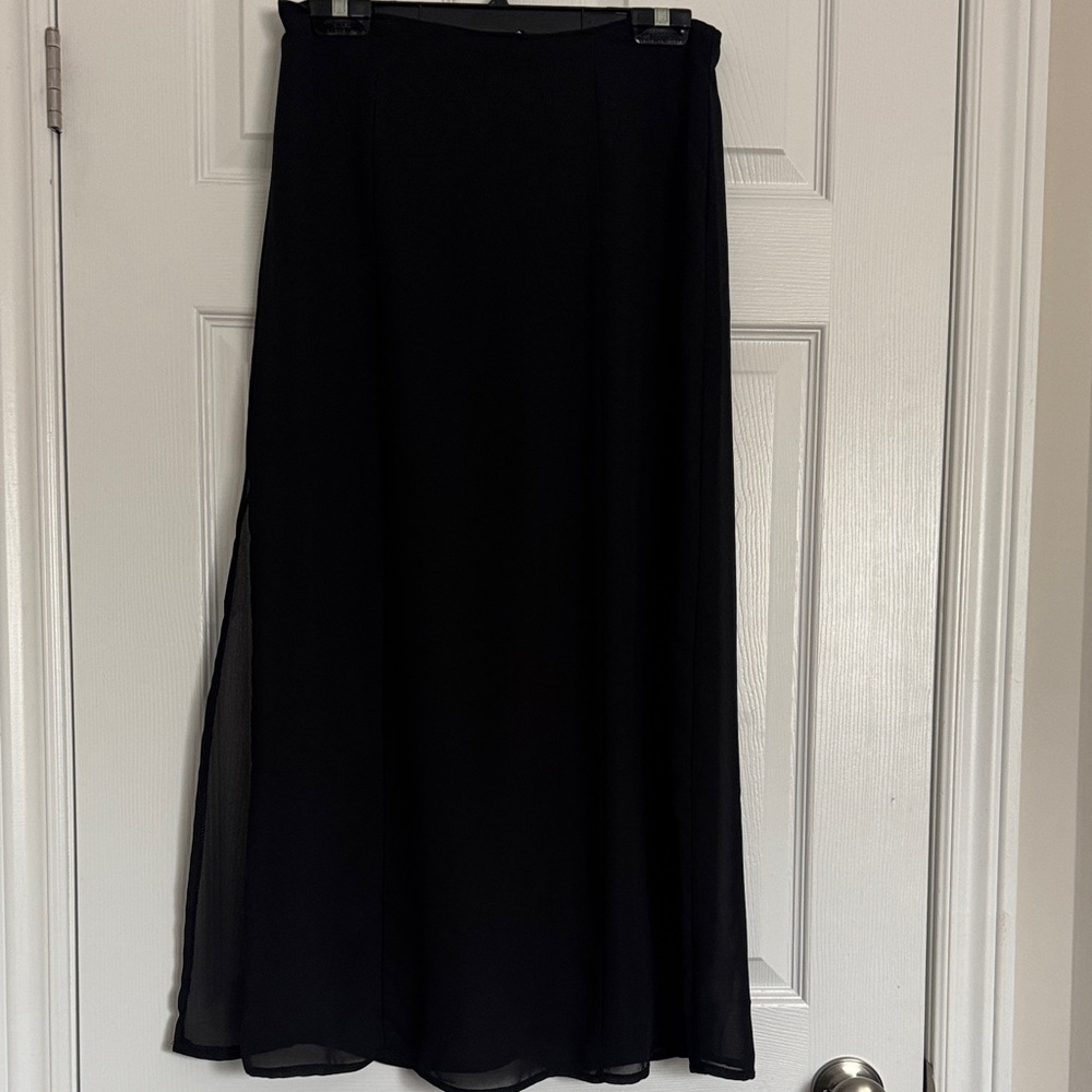 Women’s Elegant Black skirt